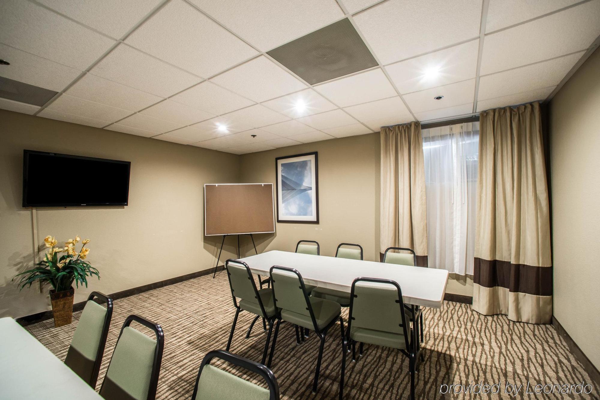 Comfort Inn & Suites St Louis-Hazelwood Exterior photo