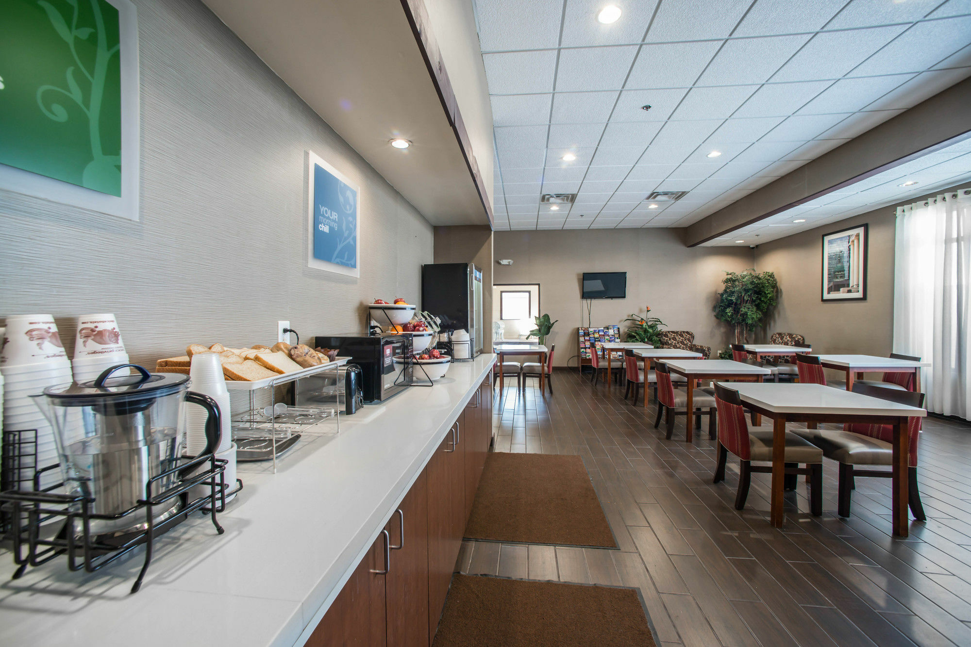 Comfort Inn & Suites St Louis-Hazelwood Exterior photo